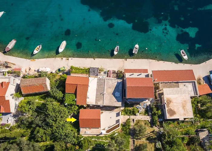 Perla - Small Comfy House With The Terrace Prožura